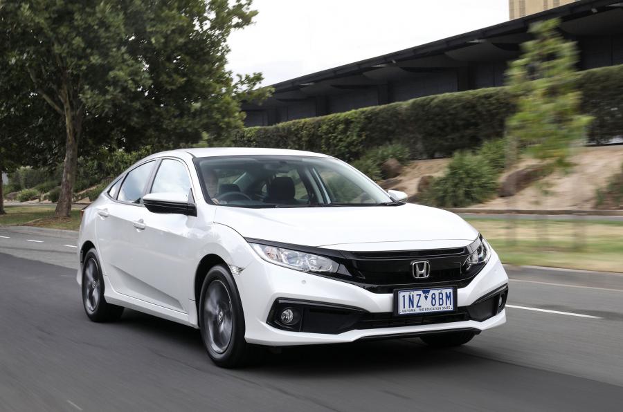  Honda Civic VTi-S Sedan (FC) 2019 года  (AU) (фото 11 из 28)